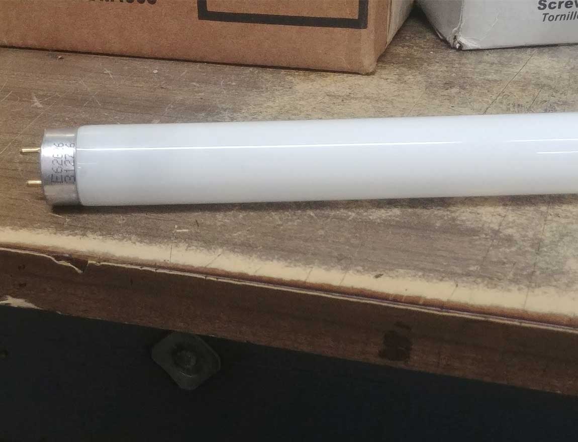 Are Fluorescent Lamps a Hazardous Waste Violation?